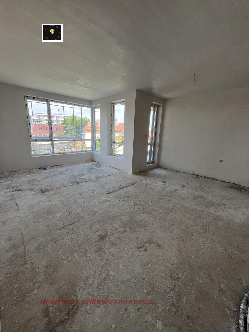 For Sale  2 bedroom Plovdiv , Ostromila , 98 sq.m | 10776058