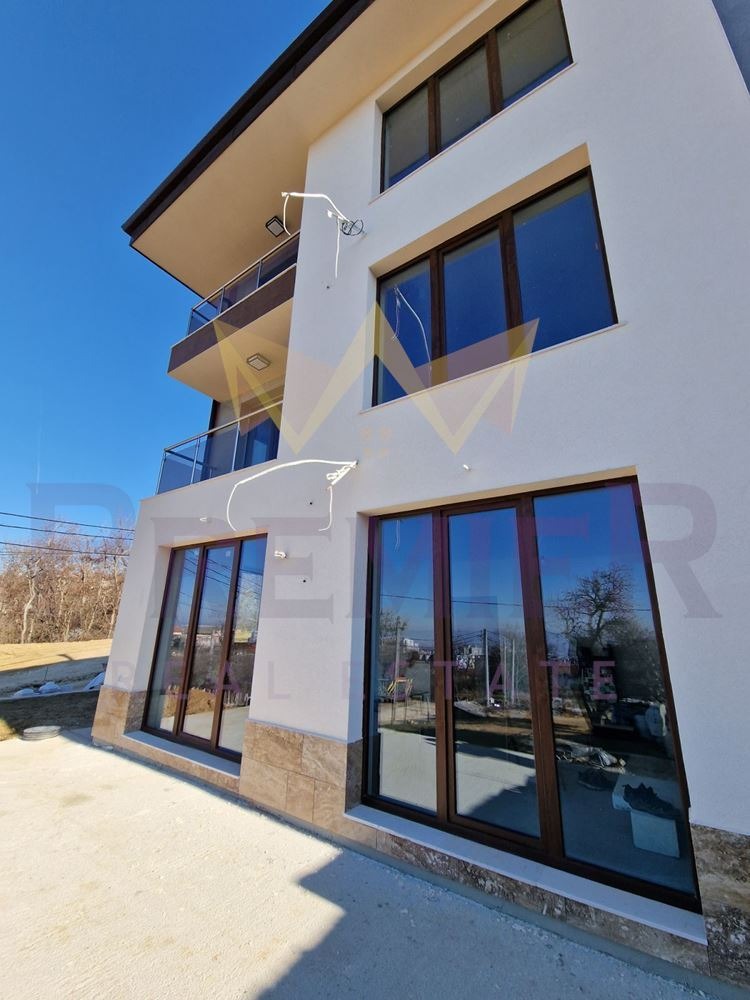 De vânzare  Casa Varna , Vâzrajdane 2 , 165 mp | 25050061 - imagine [3]