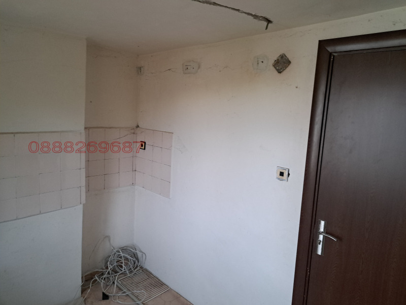 Продава КЪЩА, гр. София, с. Плана, снимка 6 - Къщи - 53244907