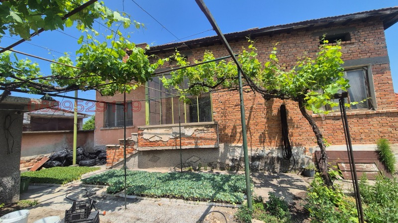 Продава КЪЩА, с. Исперихово, област Пазарджик