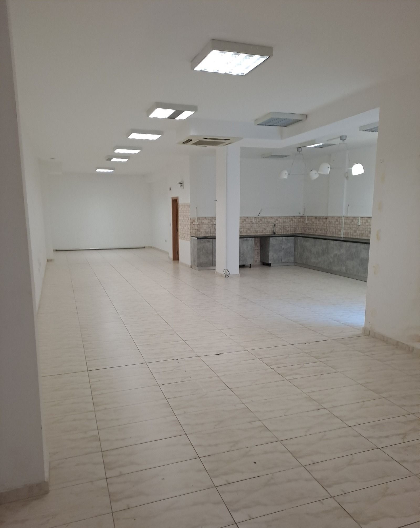 Продава ОФИС, гр. София, Полигона, снимка 5 - Офиси - 50270222
