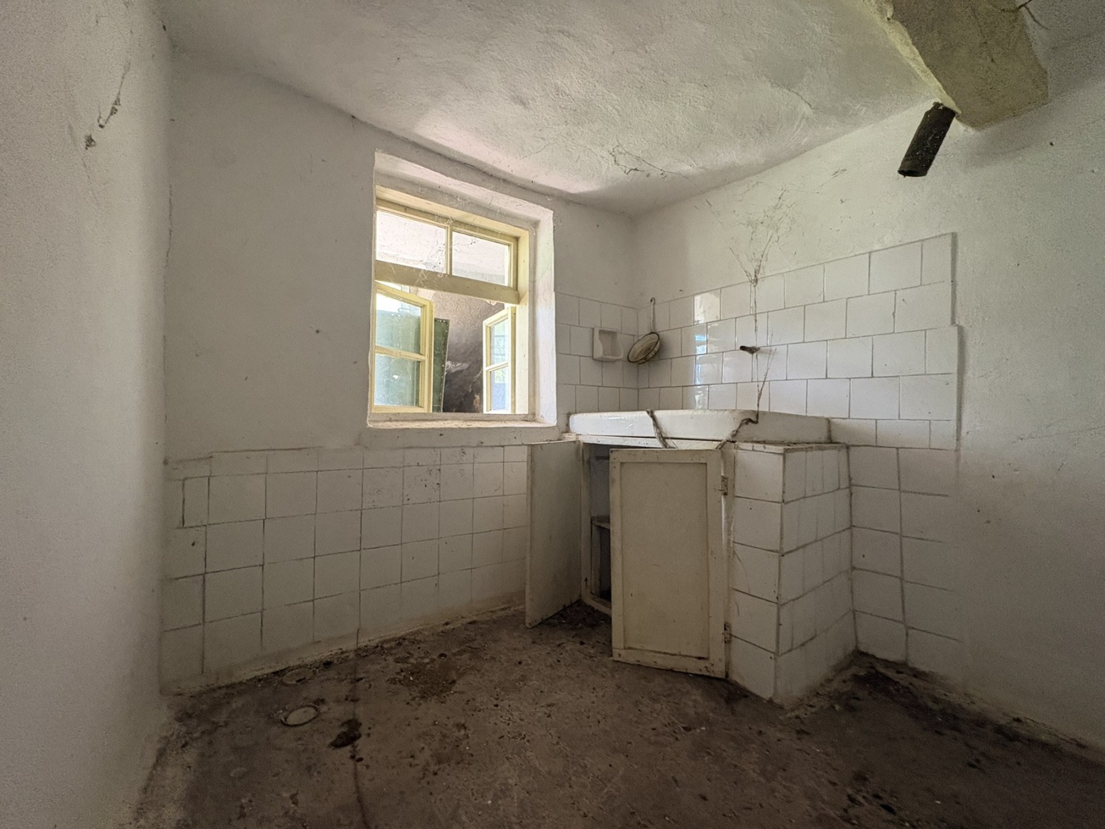 Продава КЪЩА, с. Желъд, област Шумен, снимка 5 - Къщи - 54364995