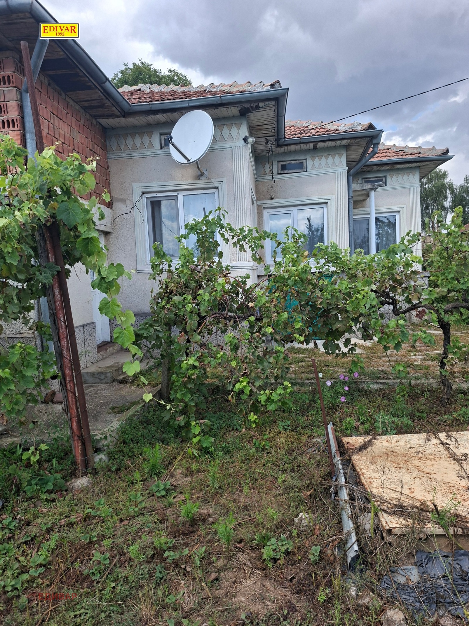 Продава КЪЩА, с. Преселенци, област Добрич, снимка 3 - Къщи - 56070934