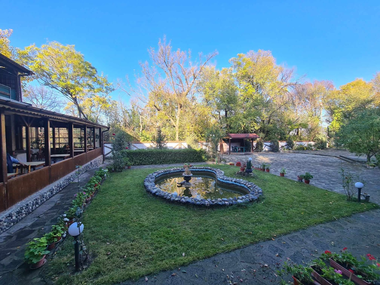 Продава ЗАВЕДЕНИЕ, гр. Хасково, Младежки хълм