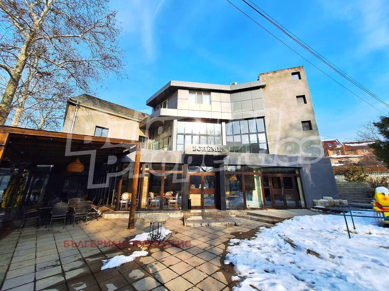Продава ХОТЕЛ в област Велико Търново, гр. Свищов - 2000 кв.м / 999 000 € » 1 953 874.17 лв., БЪЛГЕРИАН ПРОПЕРТИС