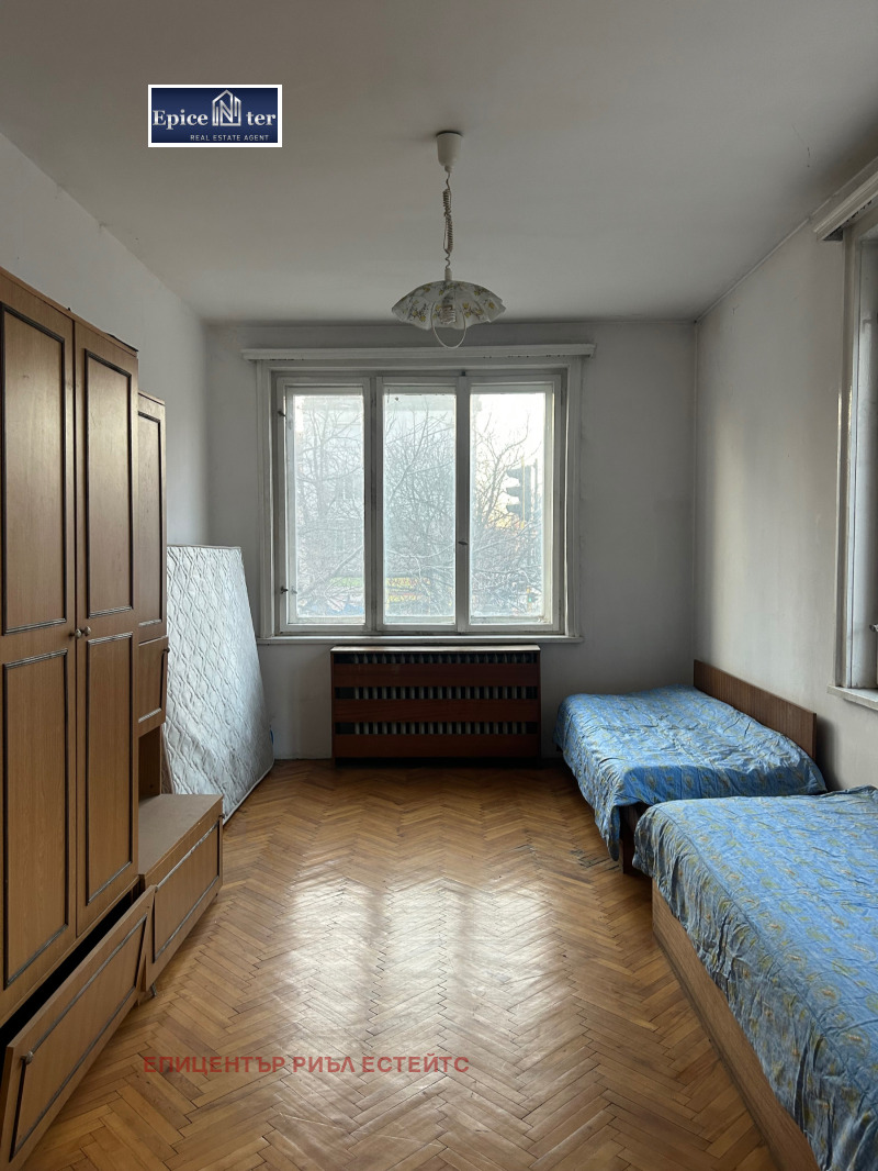 Продава 2-СТАЕН, гр. София, Зона Б-5