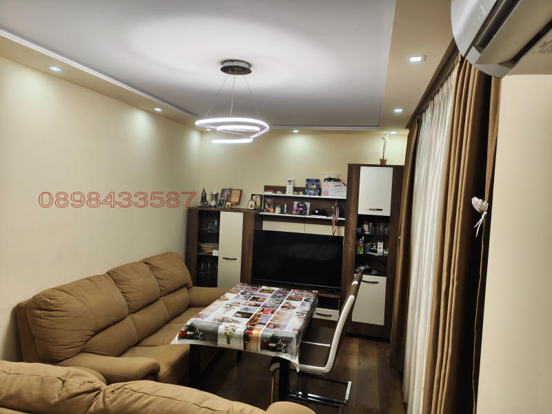 Na sprzedaż  3 sypialnie Stara Zagora , Kazanski , 90 mkw | 80424245 - obraz [2]