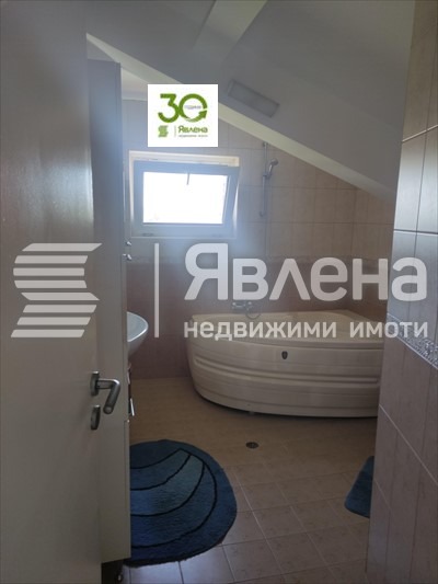 Продава КЪЩА, с. Здравец, област Варна, снимка 7 - Къщи - 54116022