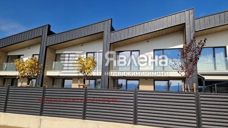 Продава КЪЩА, с. Равно поле, област София област
