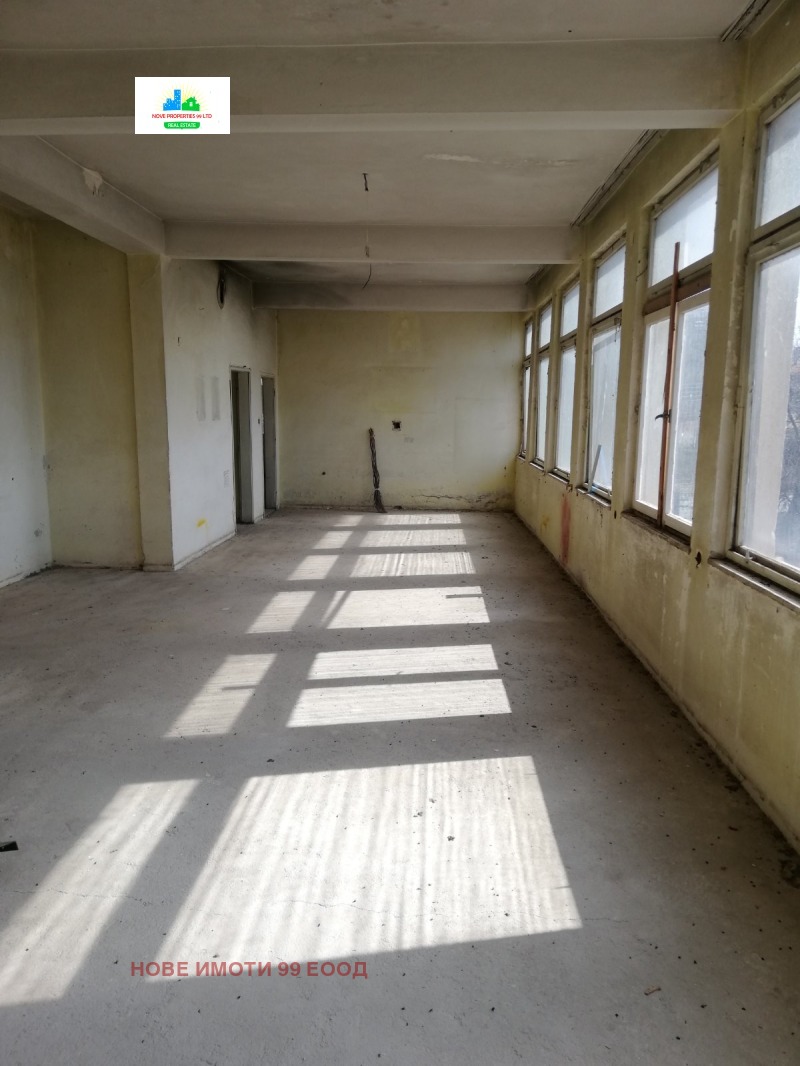 Продается  Промышленное здание область София , Горна Малина , 484 кв.м | 60758769 - изображение [2]