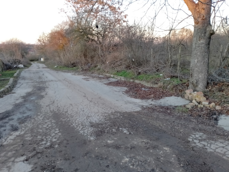 Продава ПАРЦЕЛ, с. Червенци, област Варна