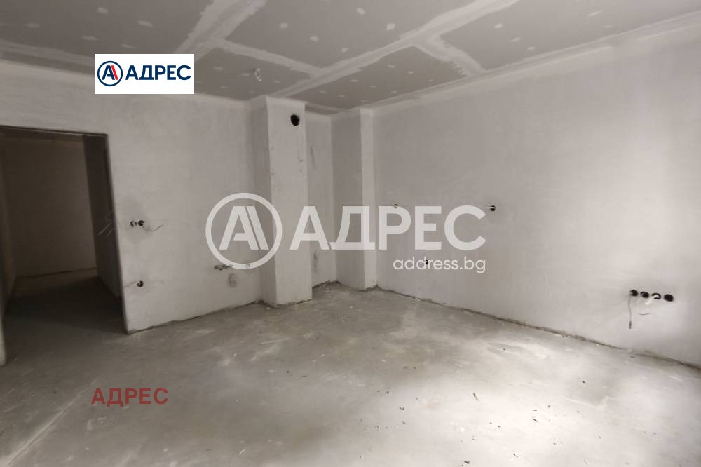 Продава МНОГОСТАЕН, гр. Варна, Лятно кино Тракия, снимка 3 - Апартаменти - 54365723