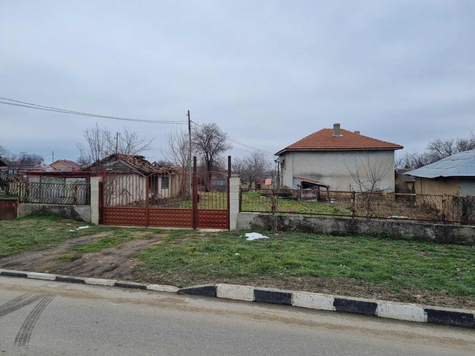 Продава КЪЩА, с. Безмер, област Добрич, снимка 12 - Къщи - 55852457