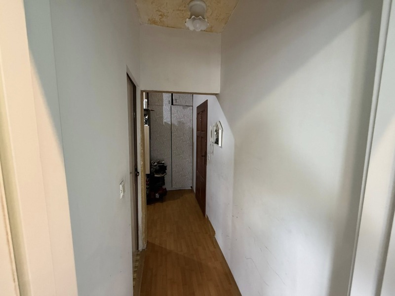 Продава 3-СТАЕН, гр. Благоевград, Струмско, снимка 11 - Апартаменти - 52807325