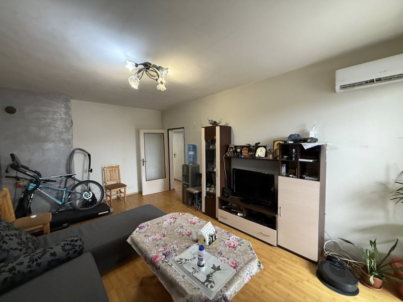 Продава 3-СТАЕН, гр. Благоевград, Струмско, снимка 2 - Апартаменти - 52807325