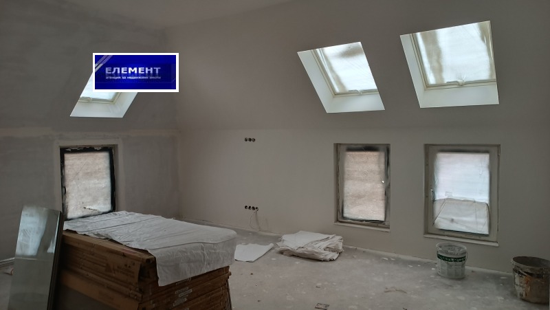 Продава 3-СТАЕН, гр. Пловдив, Остромила