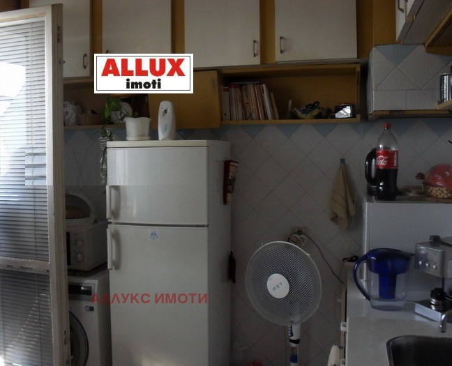 Продава 3-СТАЕН, гр. Русе, Алеи Възраждане, снимка 2 - Апартаменти - 53300183