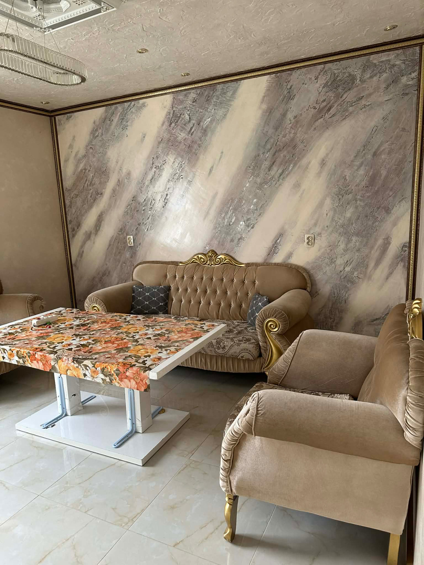 Продава 2-СТАЕН, гр. Горна Оряховица, област Велико Търново, снимка 2 - Апартаменти - 53706071