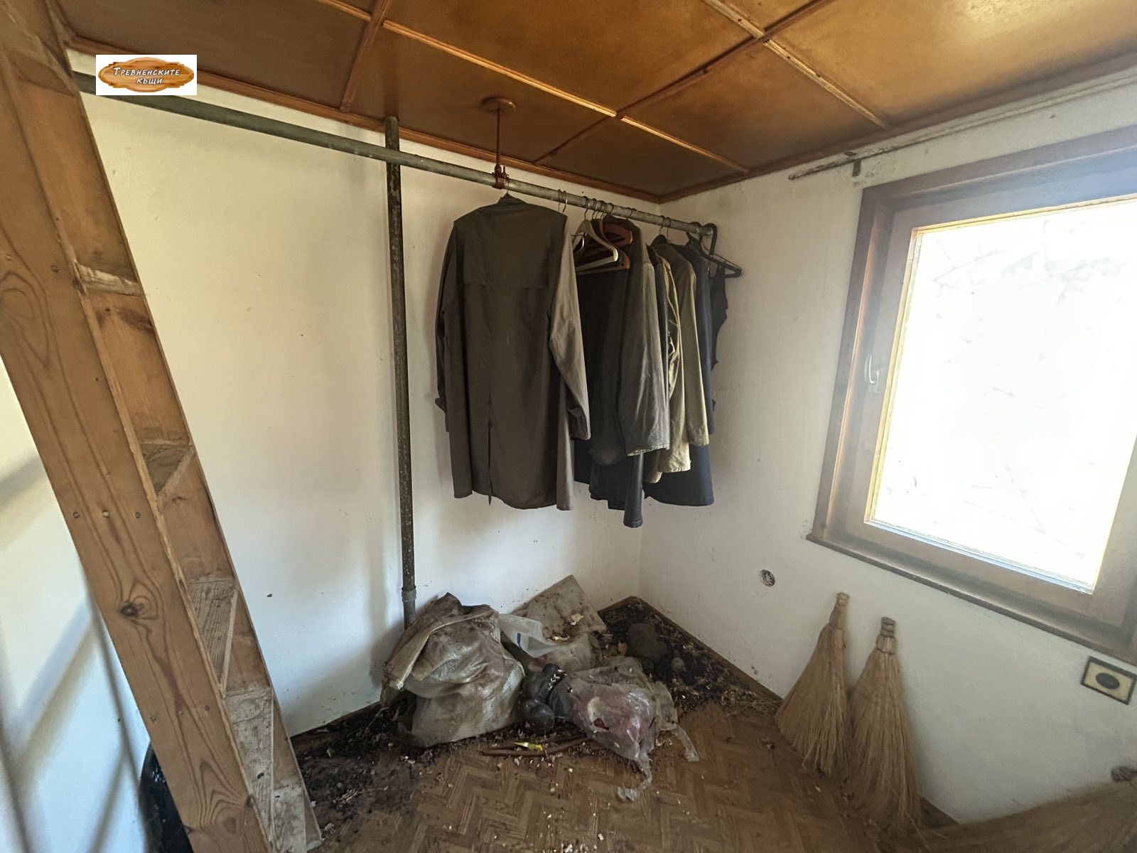 Продава КЪЩА, гр. Трявна, област Габрово, снимка 16 - Къщи - 56020890