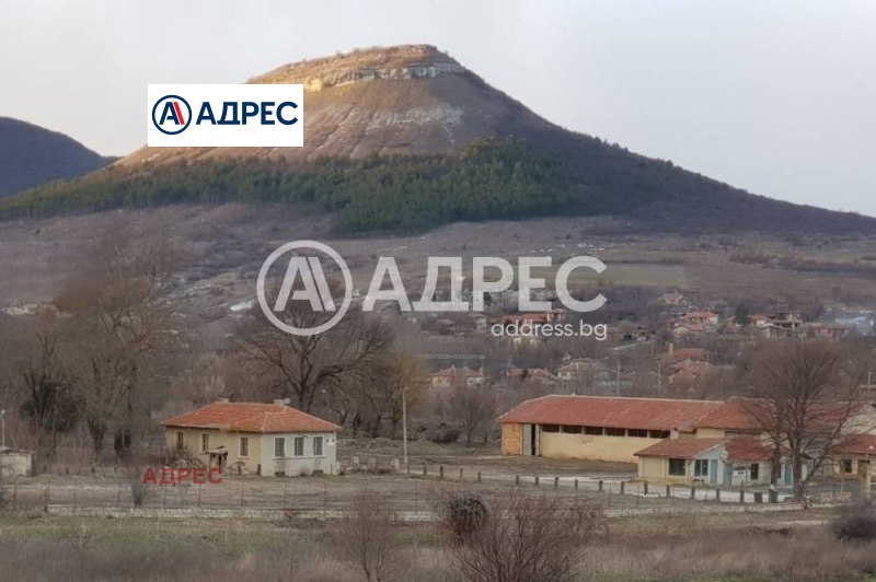 Продава СКЛАД в област Варна, с. Венчан - 975 кв.м / 379 000 € » 741 259.57 лв., АДРЕС
