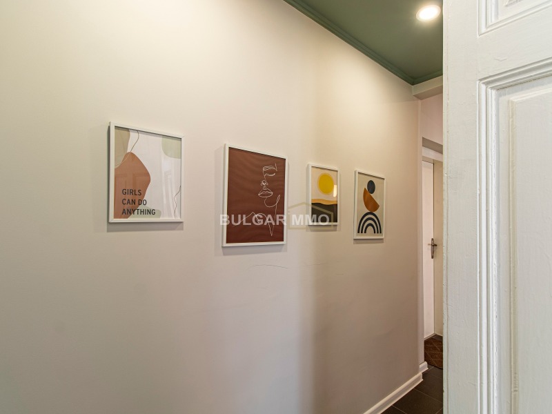 Продава 3-СТАЕН, гр. София, Център, снимка 6 - Апартаменти - 52849497