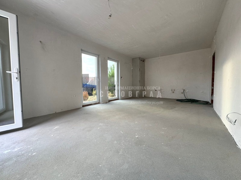 Продава 3-СТАЕН, гр. Пловдив, Остромила, снимка 3 - Апартаменти - 53031119