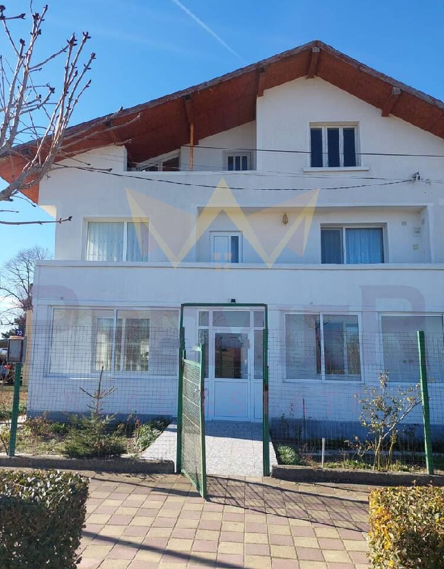 Продава КЪЩА, гр. Бяла, област Варна, снимка 3 - Къщи - 47002929