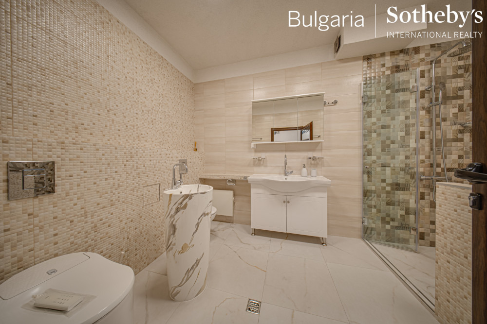 Продава КЪЩА, гр. София, Оборище, снимка 14 - Къщи - 54696872