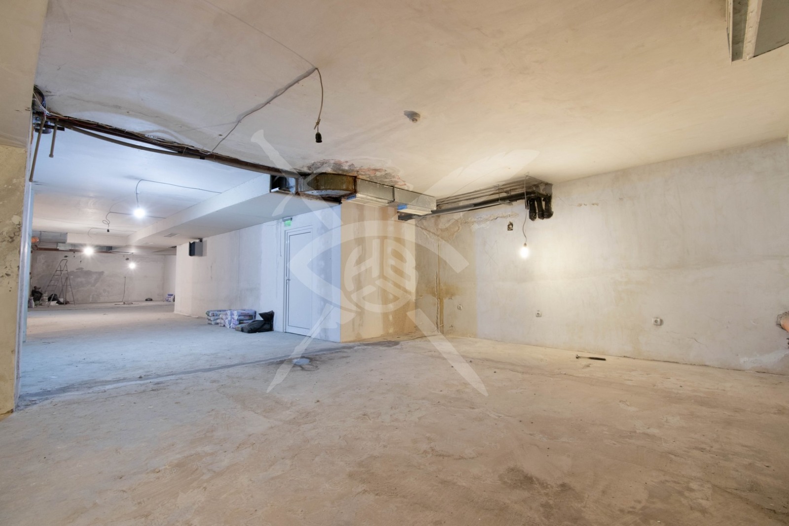 Продава ПРОМ. ПОМЕЩЕНИЕ, гр. София, Хладилника, снимка 4 - Производствени сгради - 53685669