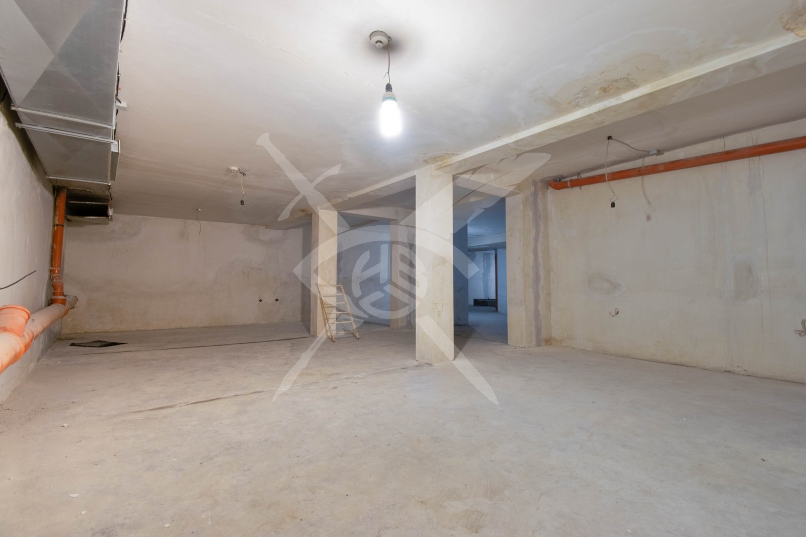 Продава ПРОМ. ПОМЕЩЕНИЕ, гр. София, Хладилника, снимка 2 - Производствени сгради - 53685669