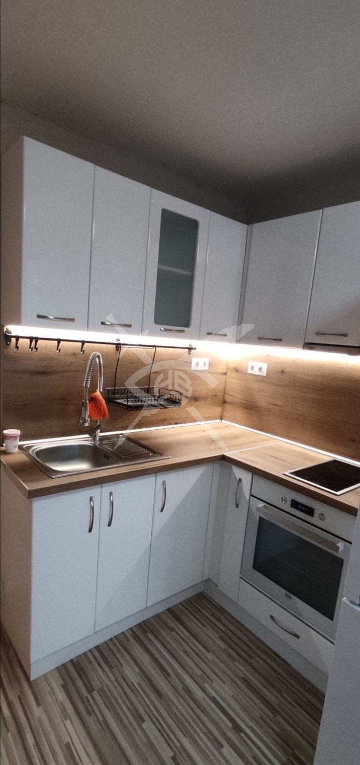 Продава  3-стаен град Бургас , Лазур , 80 кв.м | 82358537 - изображение [2]