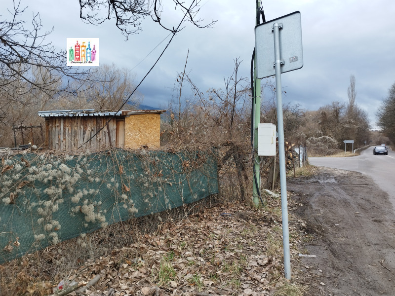 Продава КЪЩА, гр. София, с. Мърчаево, снимка 2 - Къщи - 53016461