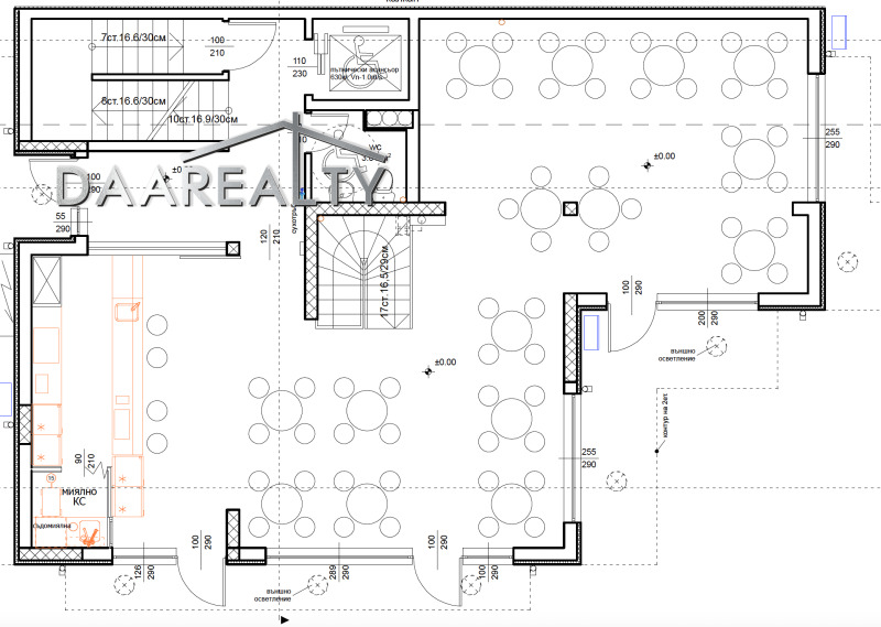 En venta  Comercio Plovdiv , Vastanicheski , 230 metros cuadrados | 84413387