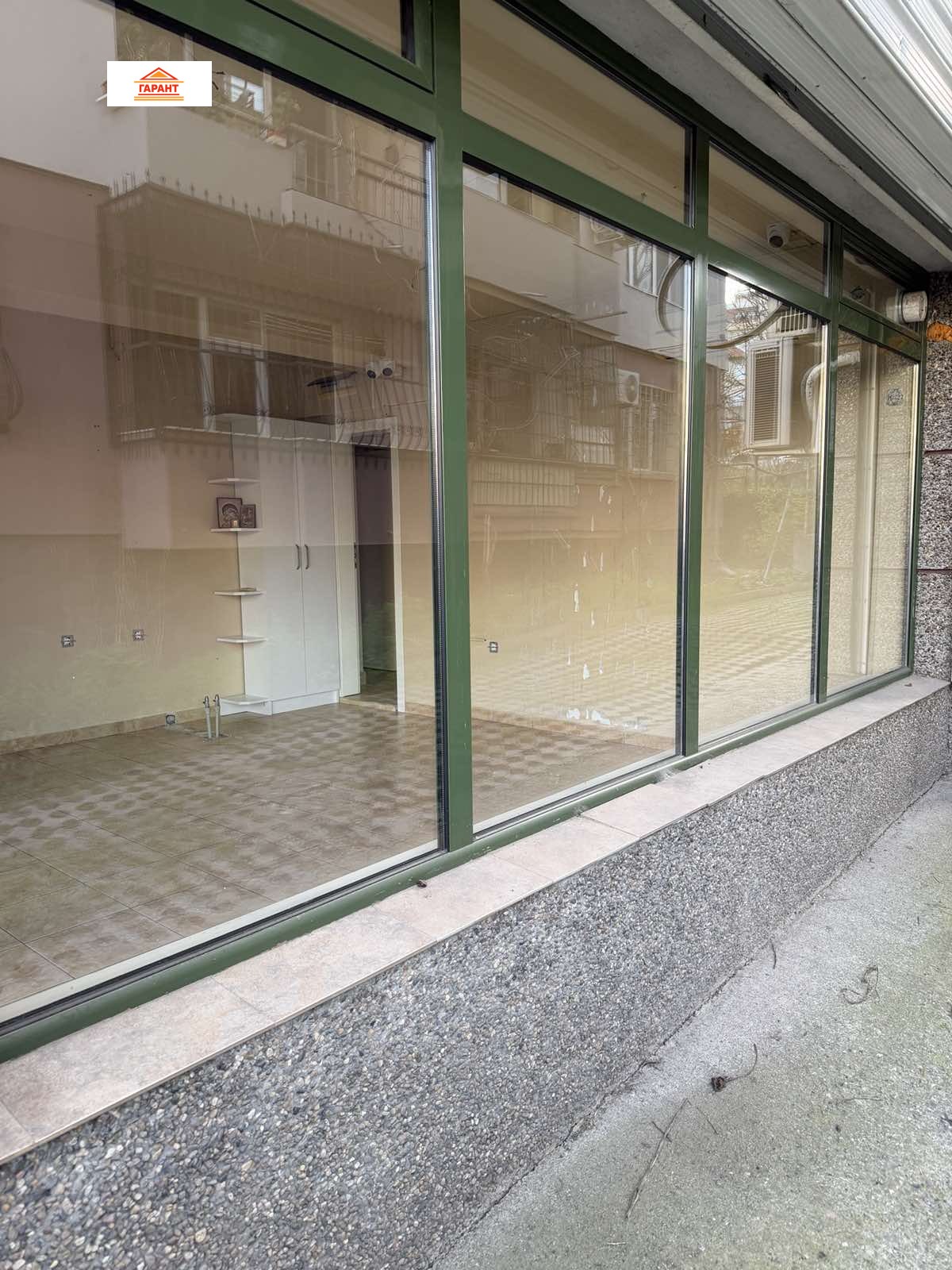 Продава МАГАЗИН, гр. Плевен, Идеален център, снимка 7 - Магазини - 54125057