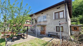 Hus Belovo, region Pazardzhik