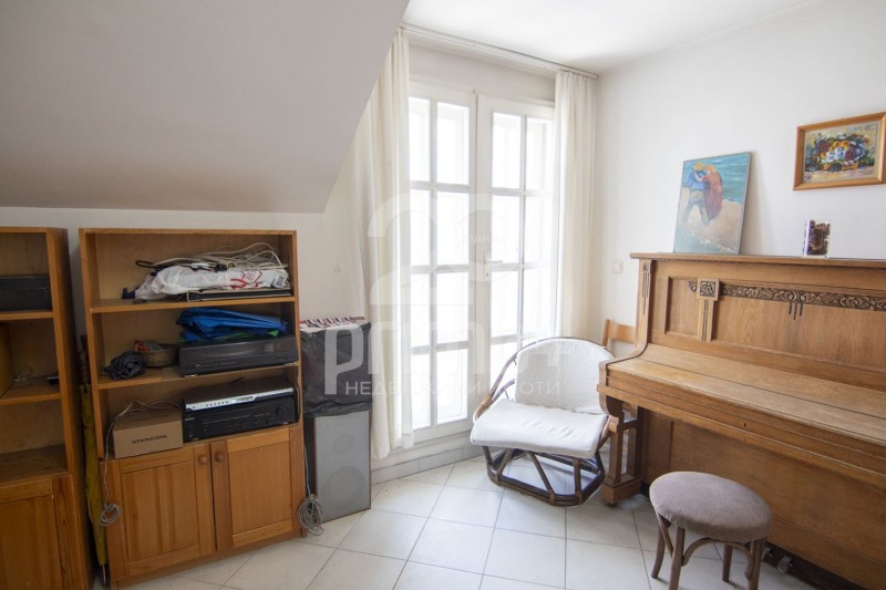 Продаја  2 спаваће собе Софија , Гео Милев , 71 м2 | 89544515 - слика [10]