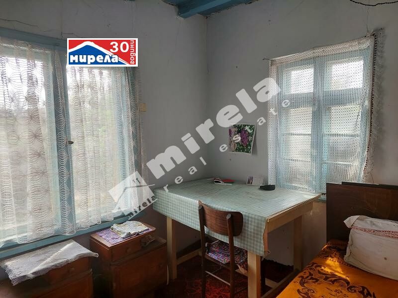 Продава КЪЩА, с. Дъскот, област Велико Търново, снимка 4 - Къщи - 49552435