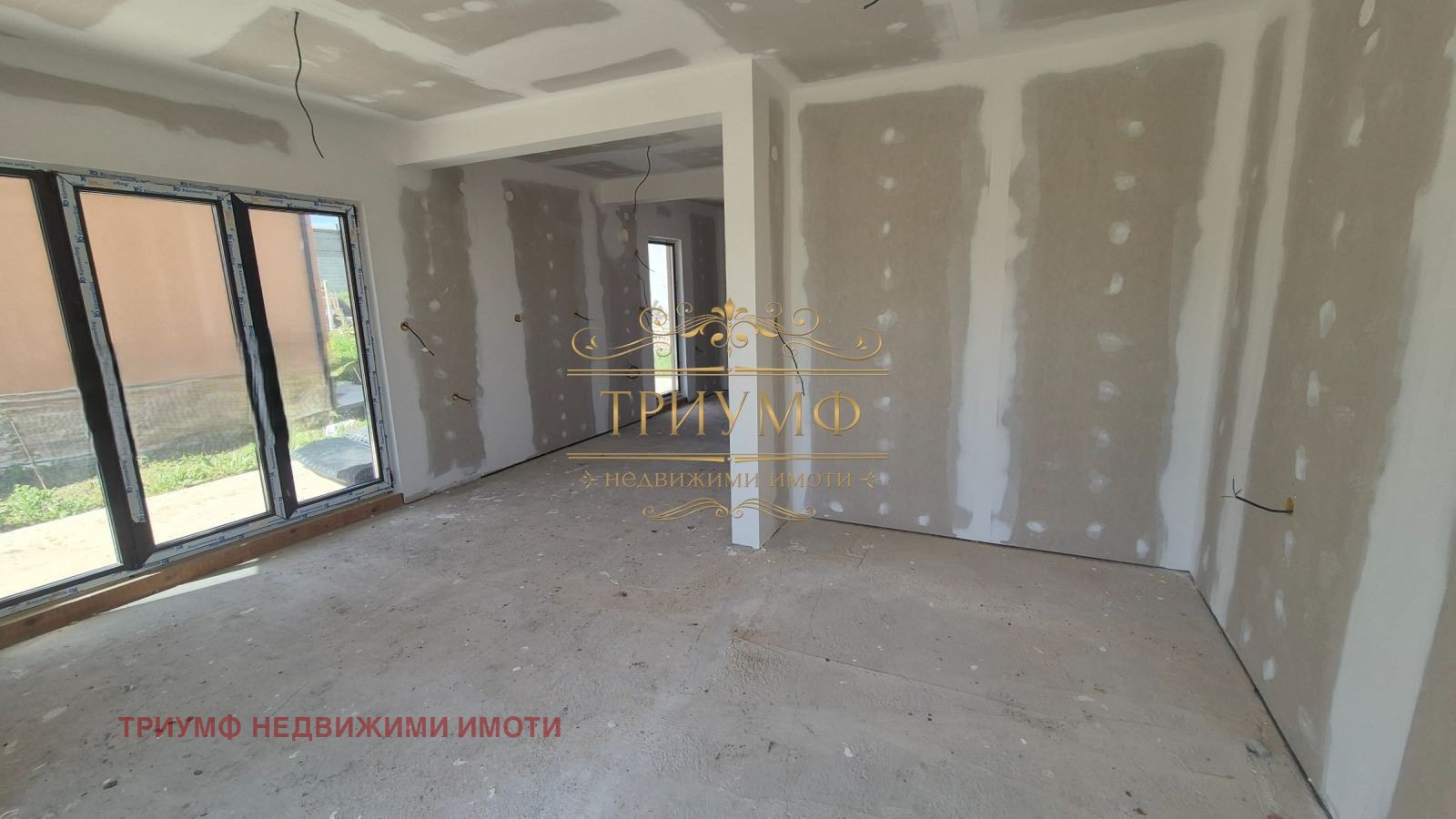 Продава КЪЩА, с. Яребична, област Варна, снимка 4 - Къщи - 56114640