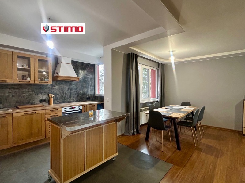 Продава 4-СТАЕН, гр. София, Младост 2