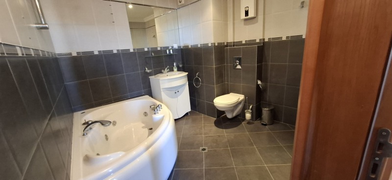 Продава АТЕЛИЕ, ТАВАН, к.к. Слънчев бряг, област Бургас, снимка 3 - Апартаменти - 52612886