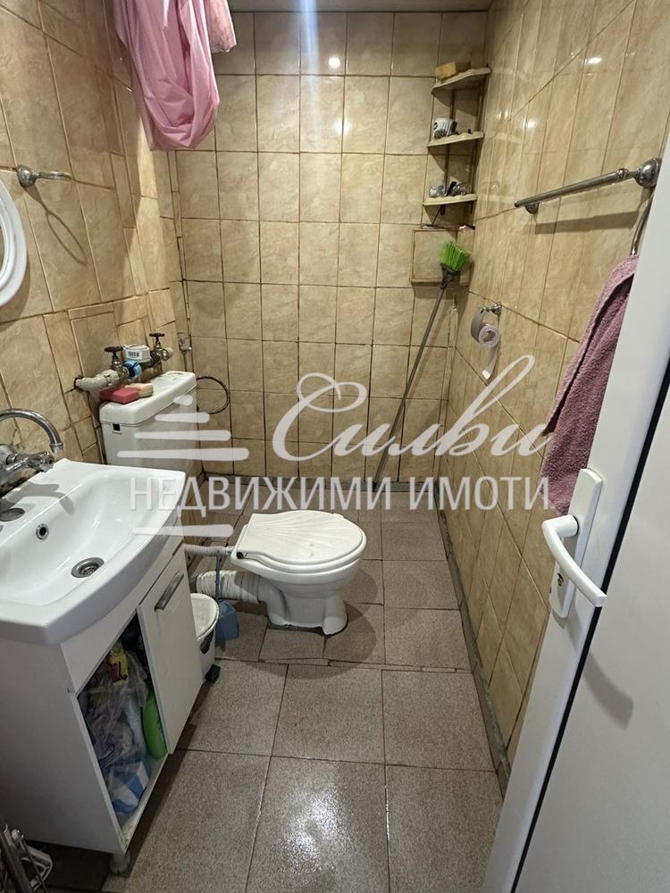 Продава  2-стаен град Търговище , Запад 3 , 60 кв.м | 48992763 - изображение [5]