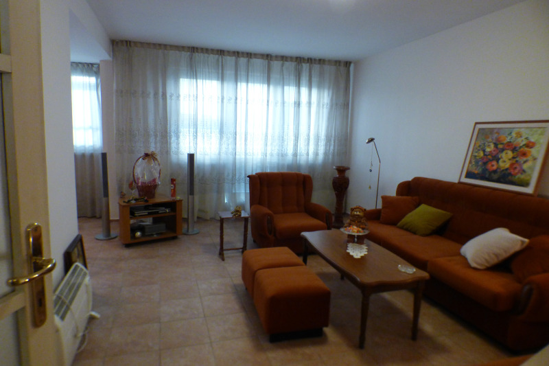 À venda  2 quartos Sofia , Belite brezi , 103 m² | 86951448