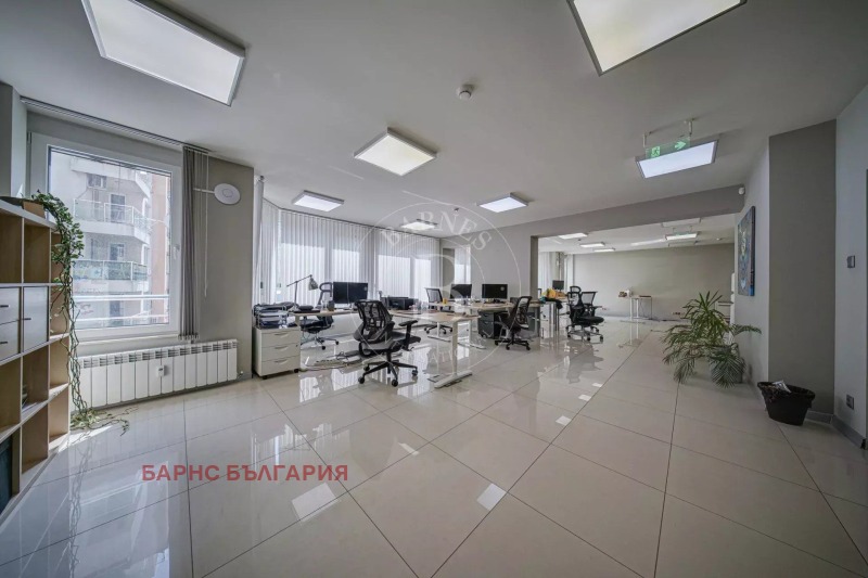 Продава 3-СТАЕН, гр. София, Кръстова вада, снимка 2 - Апартаменти - 52907292