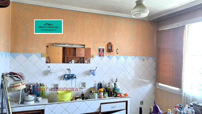 Продава 4-СТАЕН, гр. Петрич, област Благоевград, снимка 2 - Aпартаменти - 46914461