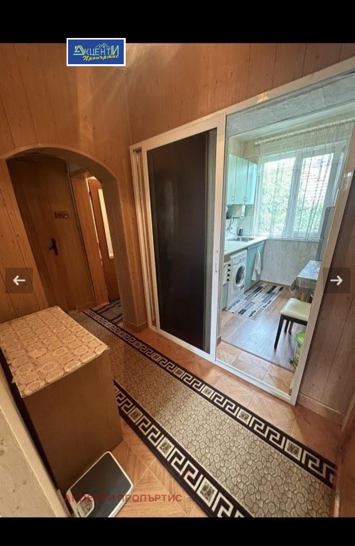 Продава ЕТАЖ ОТ КЪЩА, гр. Горна Оряховица, област Велико Търново, снимка 3 - Етаж от къща - 53338860