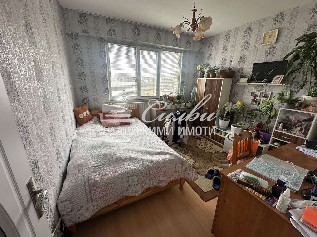 Продава 2-СТАЕН, гр. Търговище, Запад 3, снимка 2 - Апартаменти - 52602479
