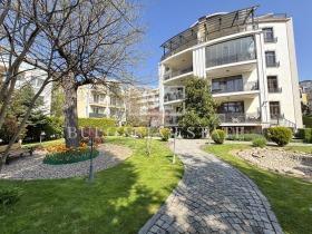 İki Katlı Daire Briz, Varna 1