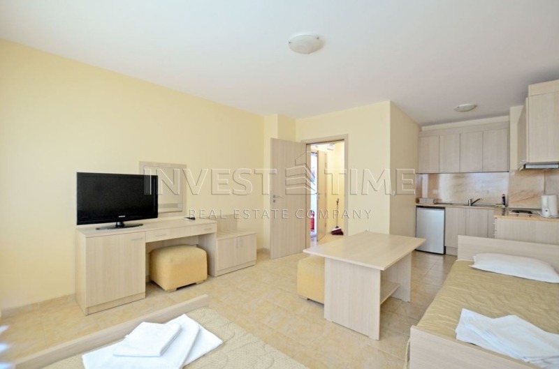 En venta  1 dormitorio región Dóbrich , Kranevo , 72 metros cuadrados | 25348156