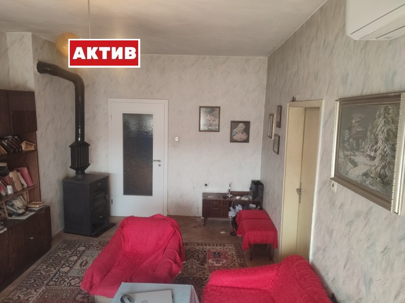 Продава 3-СТАЕН, гр. Търговище, Център, снимка 5 - Aпартаменти - 49511996