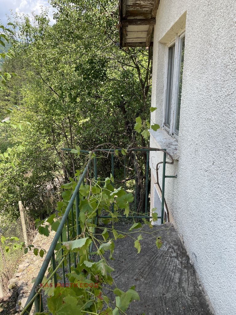 Продава КЪЩА, с. Церово, област София област, снимка 12 - Къщи - 55961971
